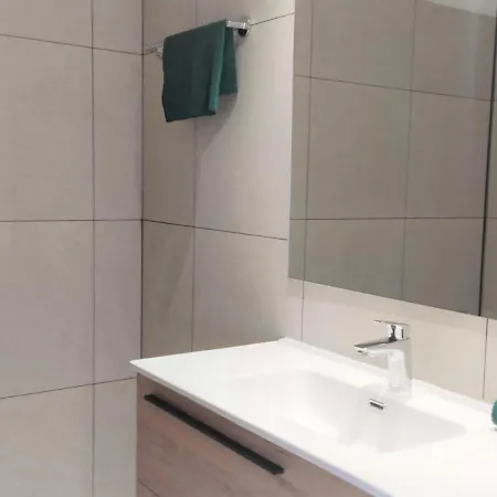3h Primera Linea De Mar Y Piscina Gm 2 424 아파트